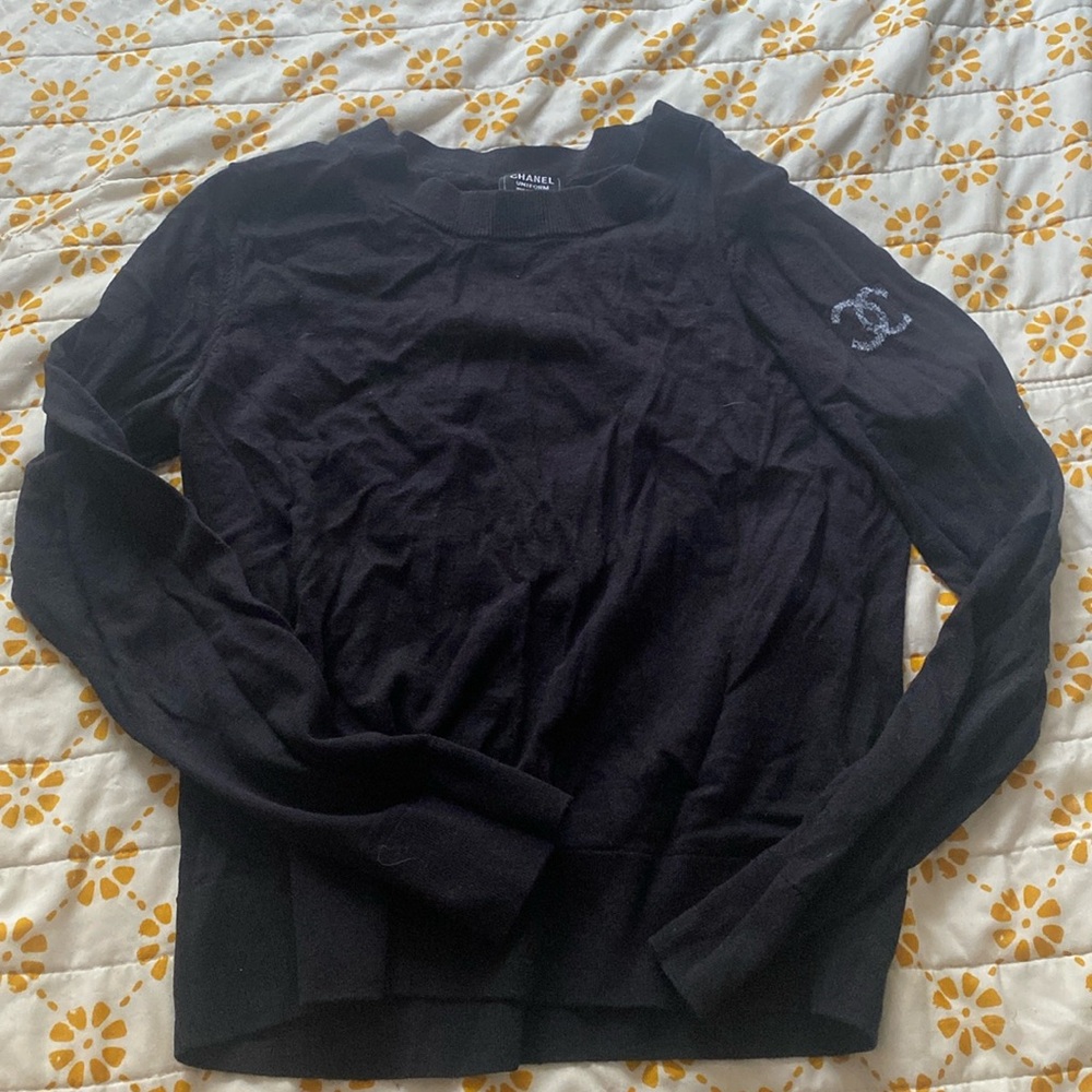 Chanel long sleeve sweater top small